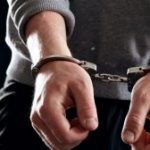 Un recidivist, eliberat de două zile din penitenciar, a furat dintr-un imobil din Chișineu-Criș și a ajuns din nou după gratii